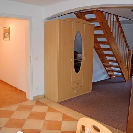 Lindenhof Gro_zicker Κατάλυμα σε φάρμα